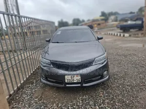Toyota Camry 2014 Gray