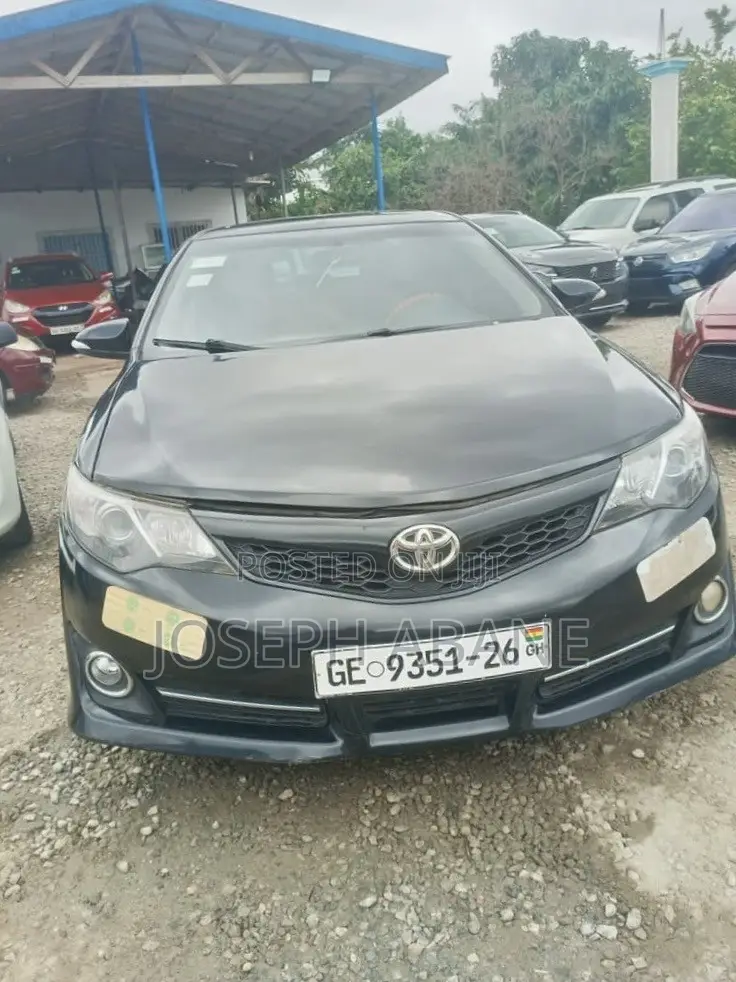 Toyota Camry SE 4dr Sedan (2.5L 4cyl 6A) 2014 Black