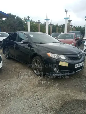 Toyota Camry SE 4dr Sedan (2.5L 4cyl 6A) 2014 Black