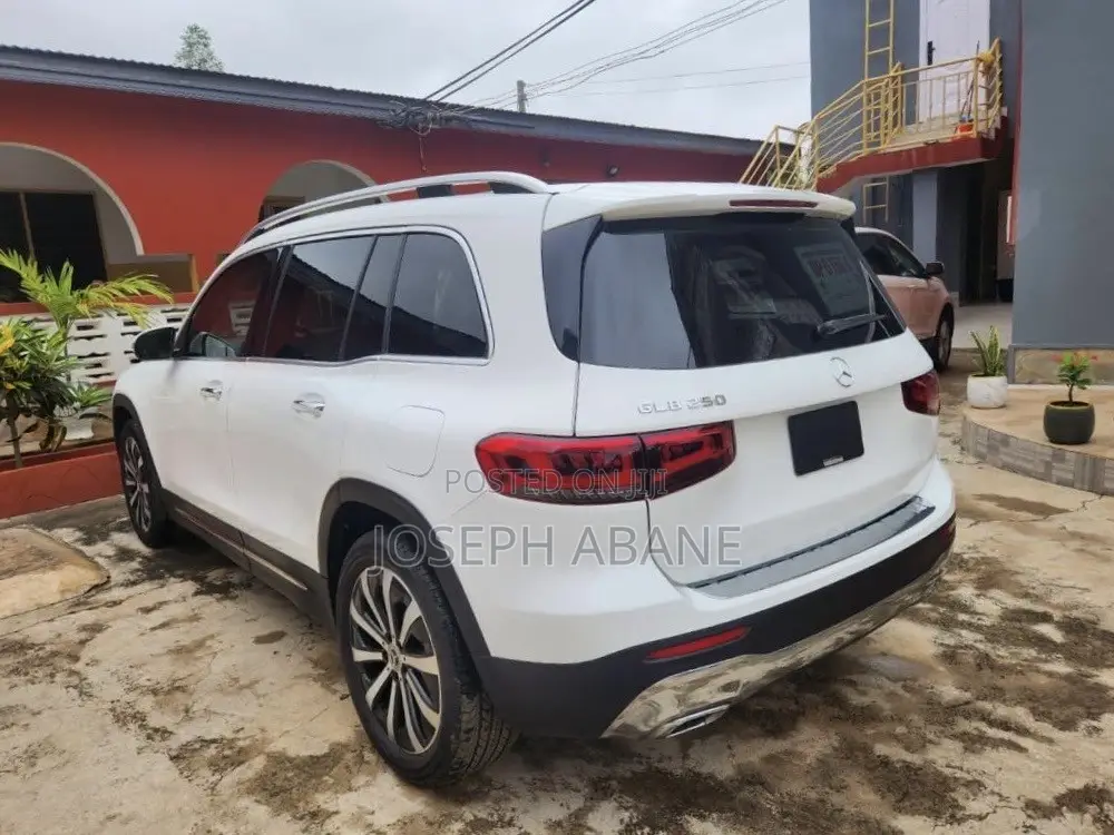 Mercedes-Benz GLB-Class AMG GLB 35 4MATIC 2022 White