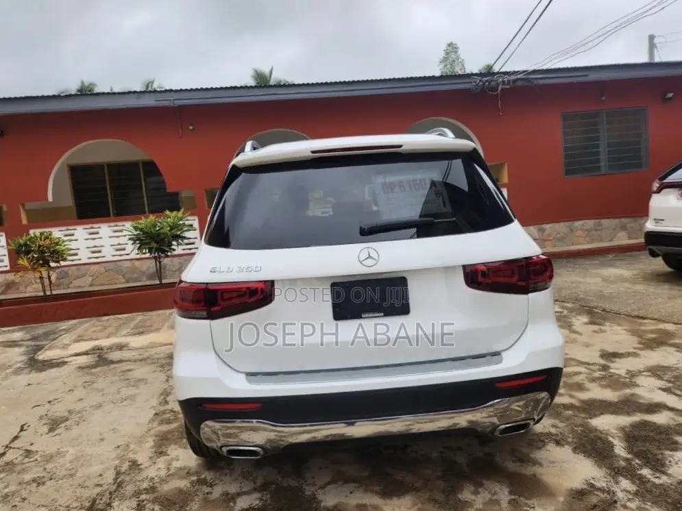 Mercedes-Benz GLB-Class AMG GLB 35 4MATIC 2022 White