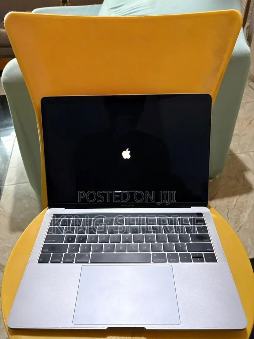 Laptop Apple MacBook Pro 2019 16GB Intel Core i5 SSD 512GB