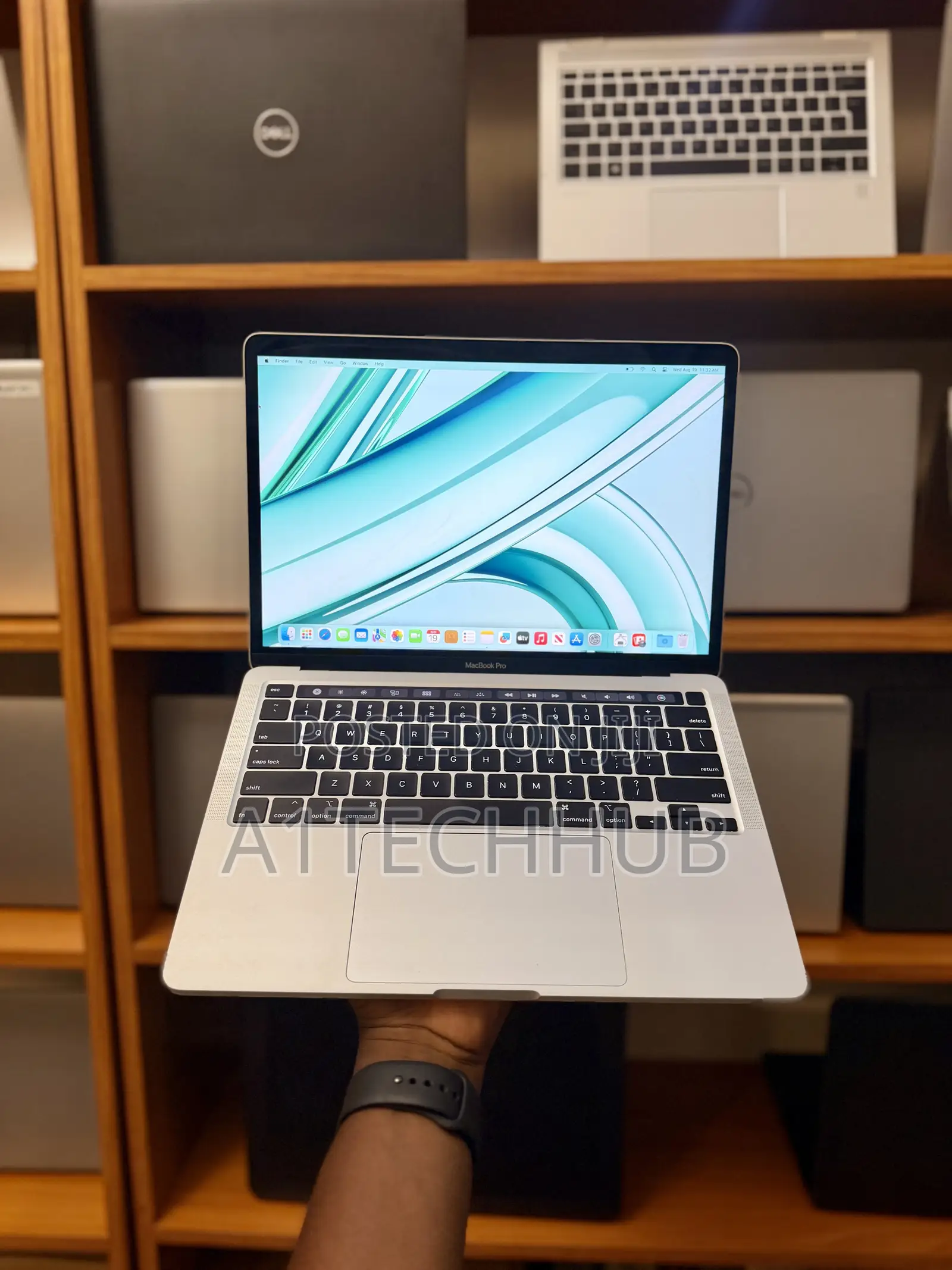 Laptop Apple MacBook Pro 2020 8GB Intel Core i7 SSD 256GB