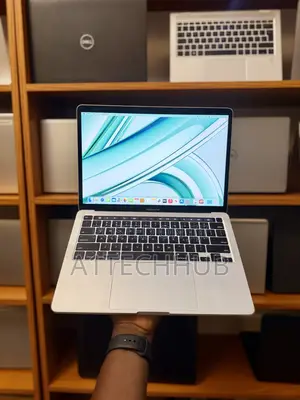 Laptop Apple MacBook Pro 2020 8GB Intel Core i7 SSD 256GB