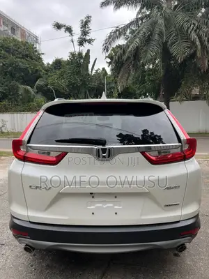 Honda CR-V Touring AWD 2018 White