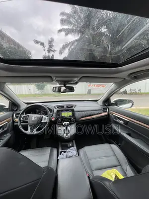 Honda CR-V Touring AWD 2018 White