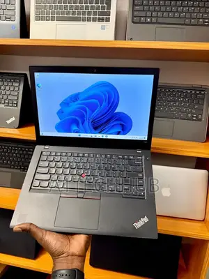 Laptop Lenovo ThinkPad T460 8GB Intel Core i5 HDD 500GB