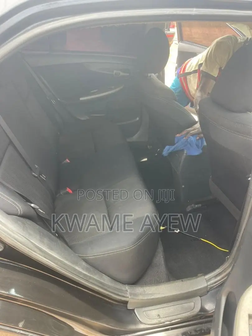 Toyota Corolla S 4dr Sedan (1.8L 4cyl 4A) 2013 Black