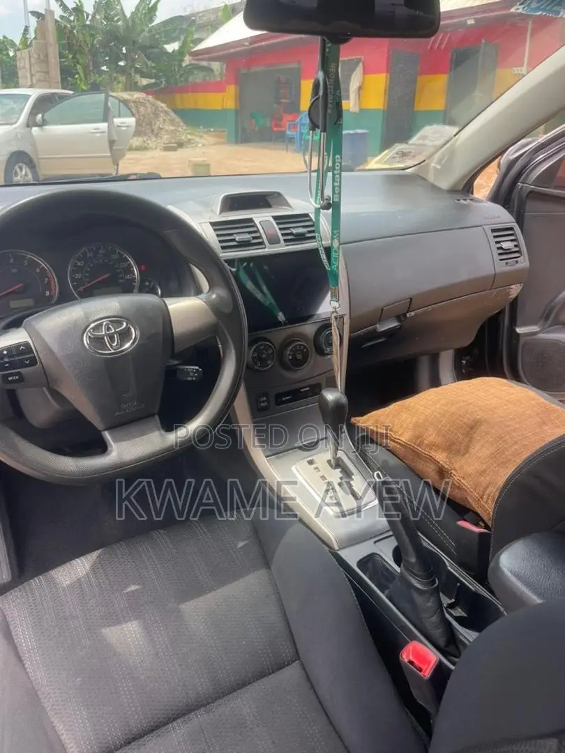 Toyota Corolla S 4dr Sedan (1.8L 4cyl 4A) 2013 Black
