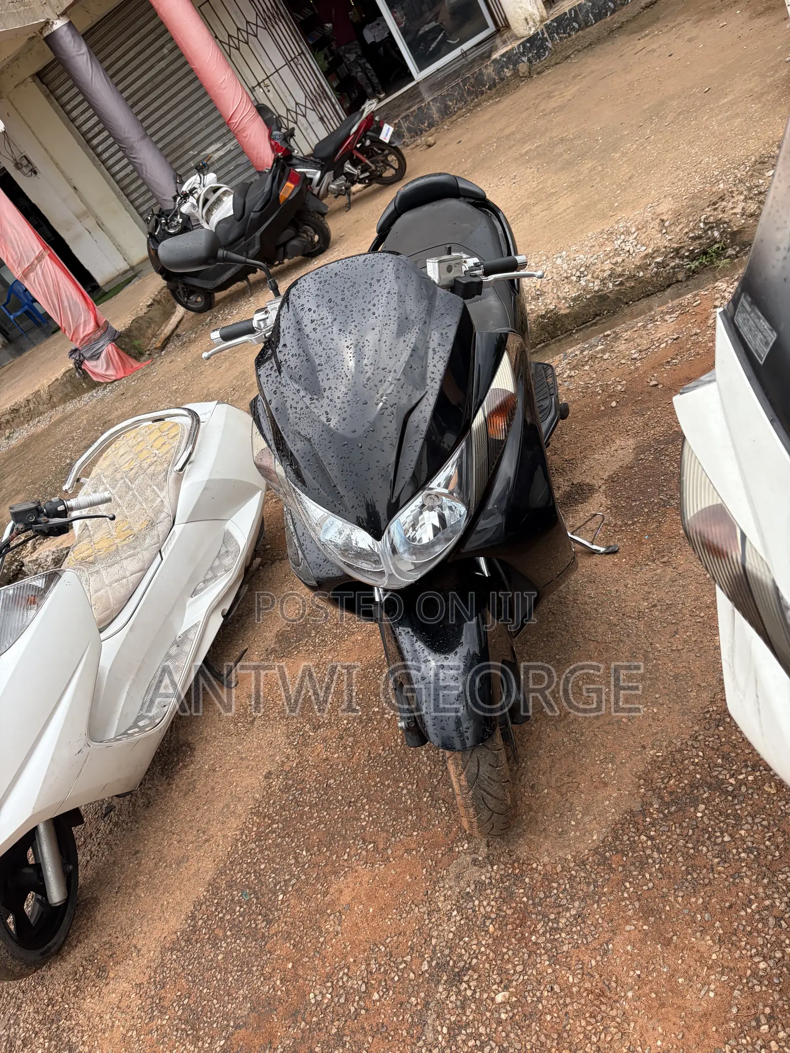 Suzuki 2021 Black
