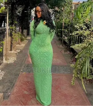 Green Ribbed Round Neck Slim-Fit Hip-Wrapping Long Dress,
