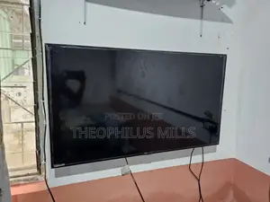 Samsung 49' Uhd Smart TV