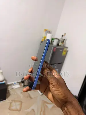 Apple iPhone 16 128 GB Blue