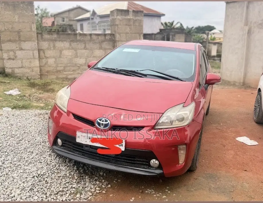 Toyota Prius 2013 Red