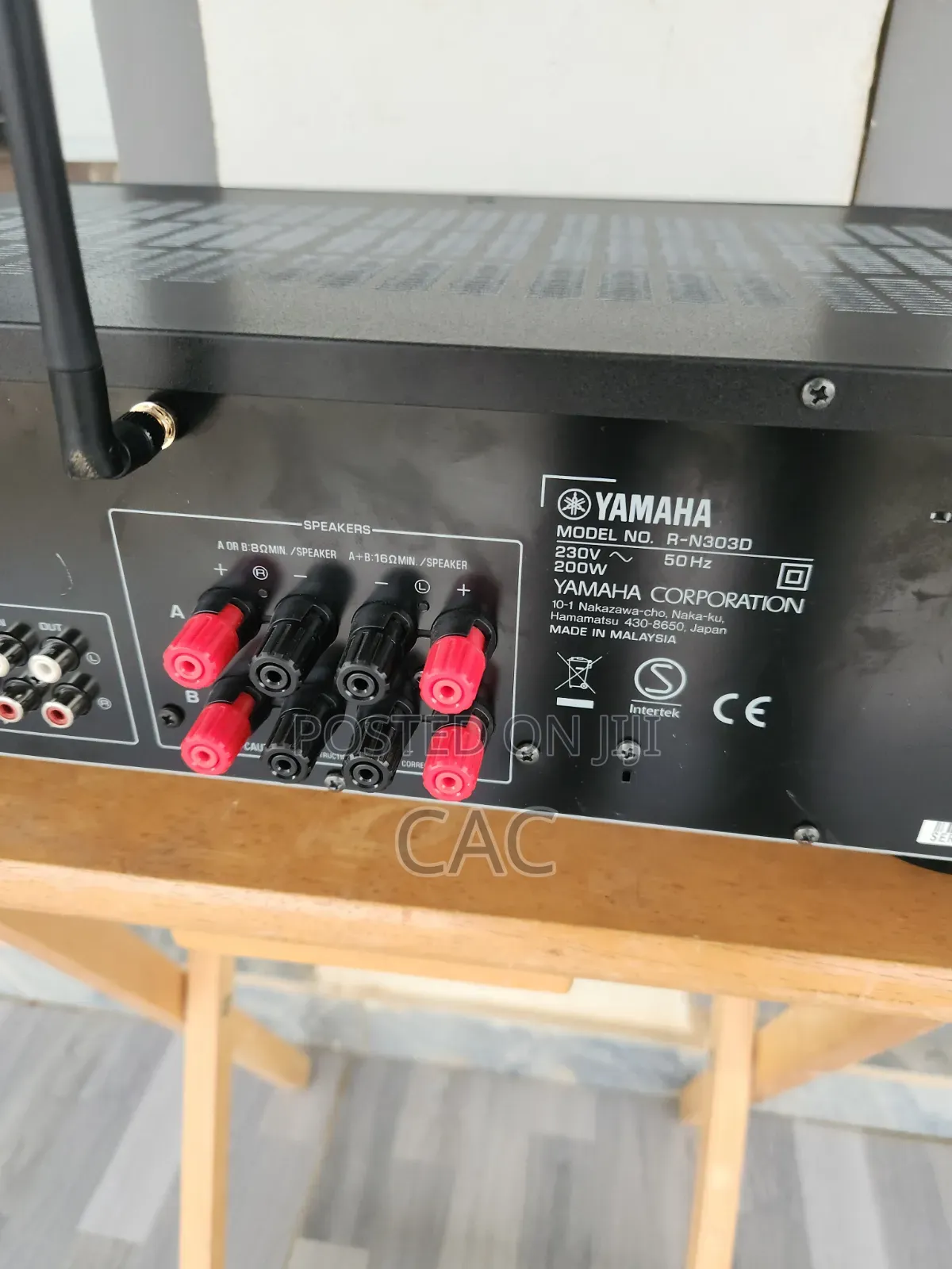 Yamaha Network Receiver R-N303d Bluetooth Wifi