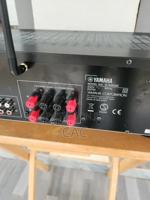 Yamaha Network Receiver R-N303d Bluetooth Wifi