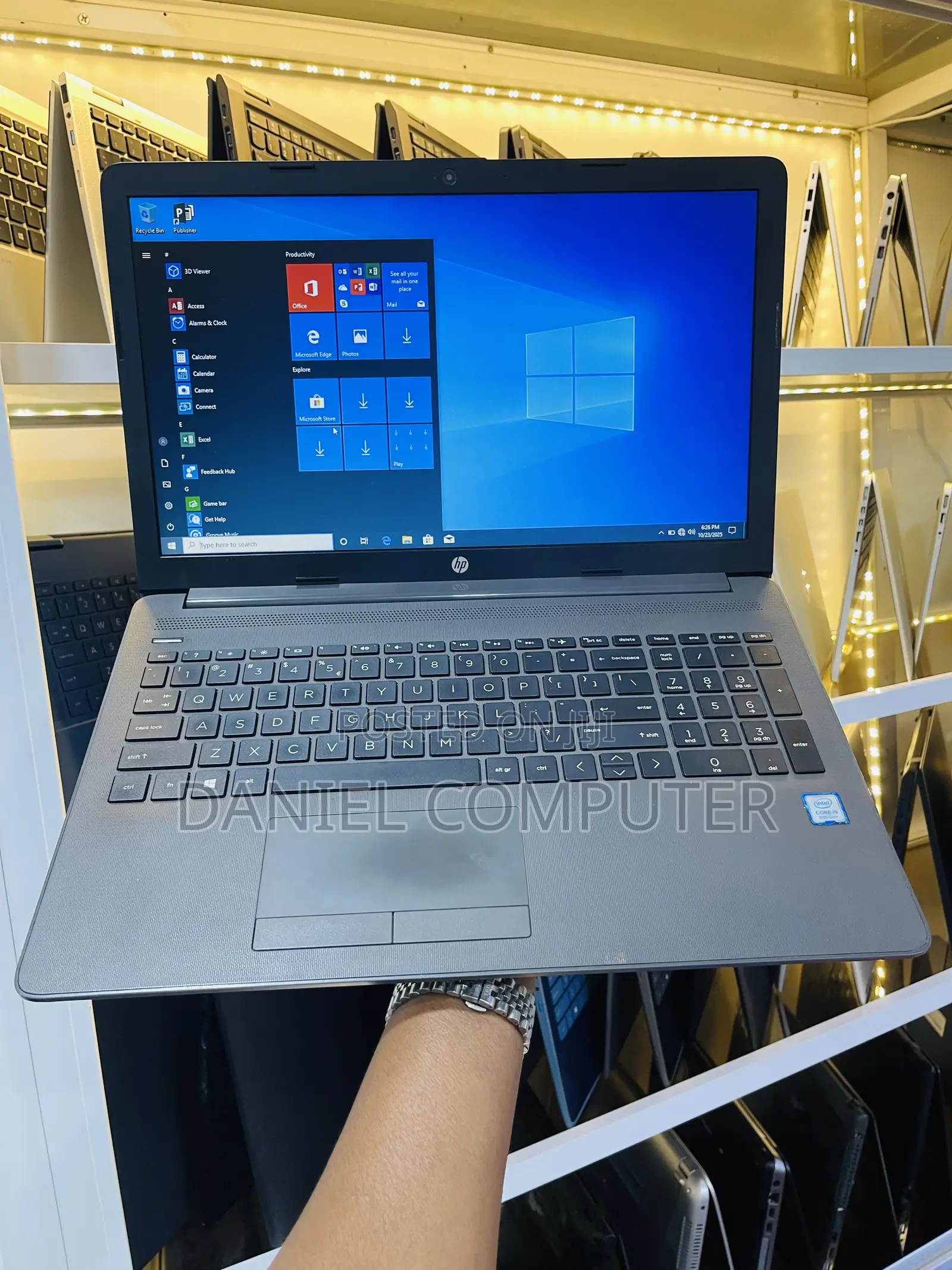 Laptop HP 250 G7 8GB Intel Core i7 HDD 1T