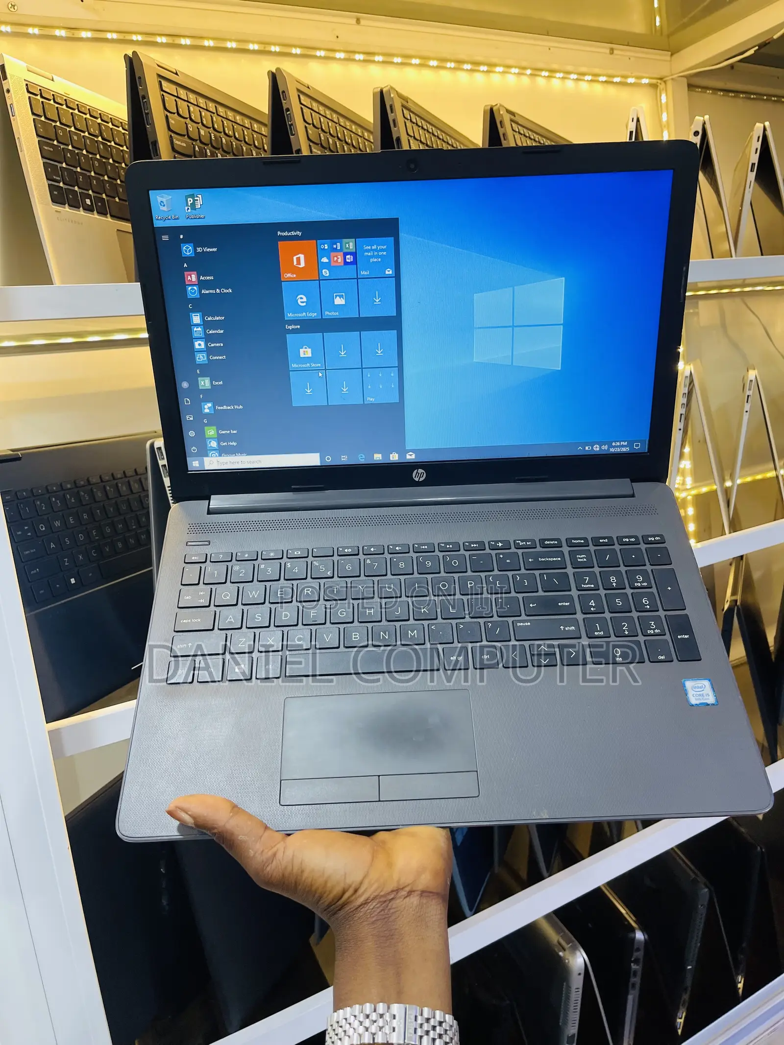 Laptop HP 250 G7 8GB Intel Core i7 HDD 1T