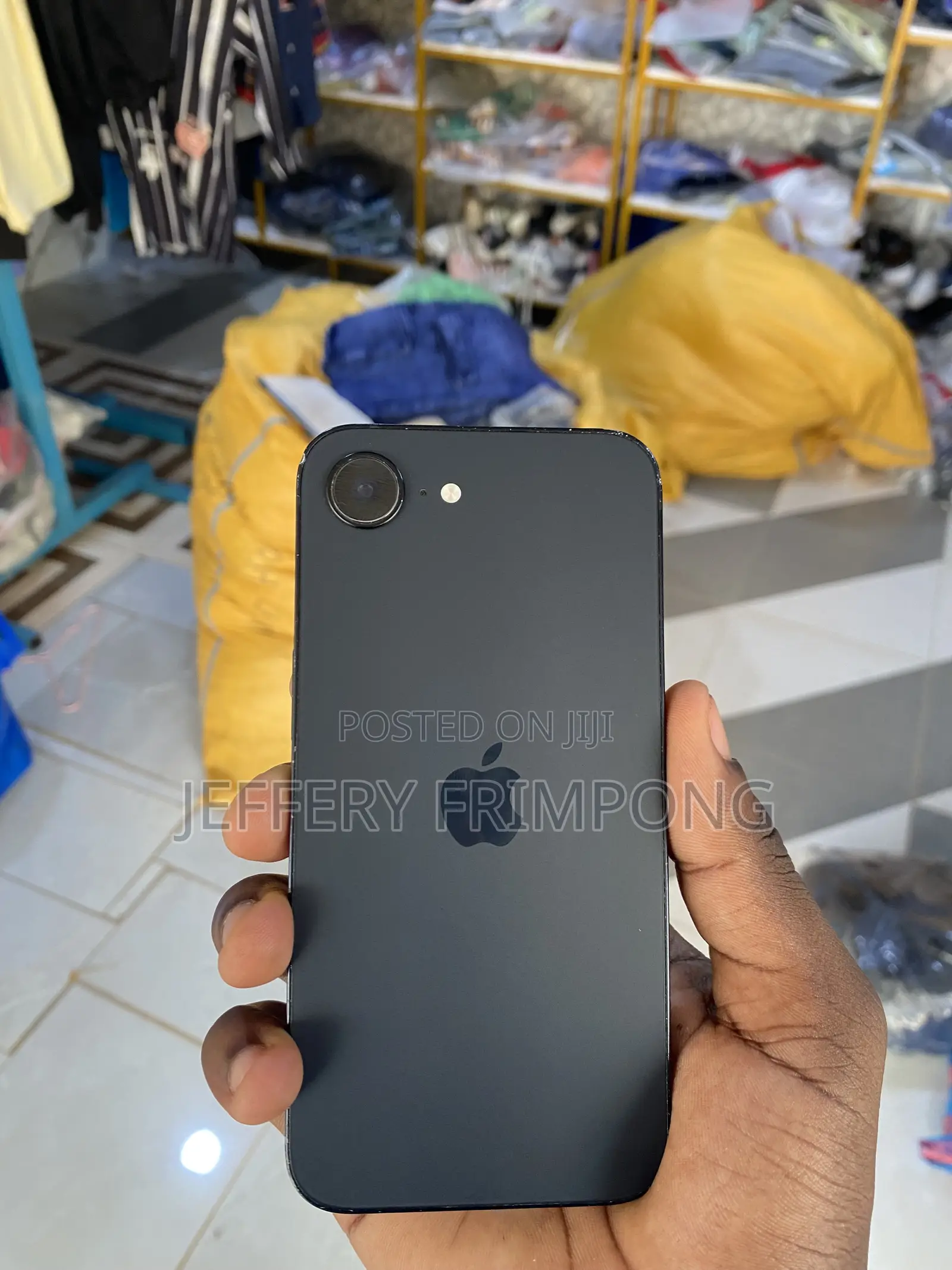 Apple iPhone 16e 128 GB Black