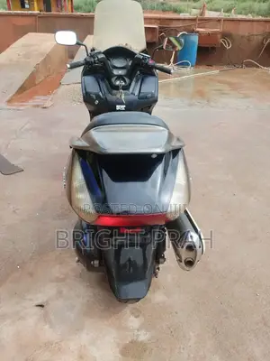 Honda Gold Wing 2010 Black