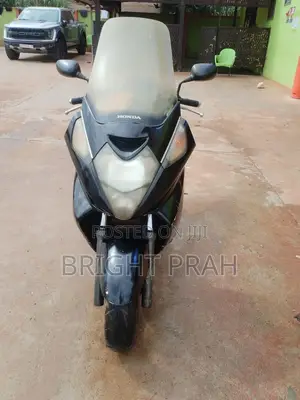Honda Gold Wing 2010 Black