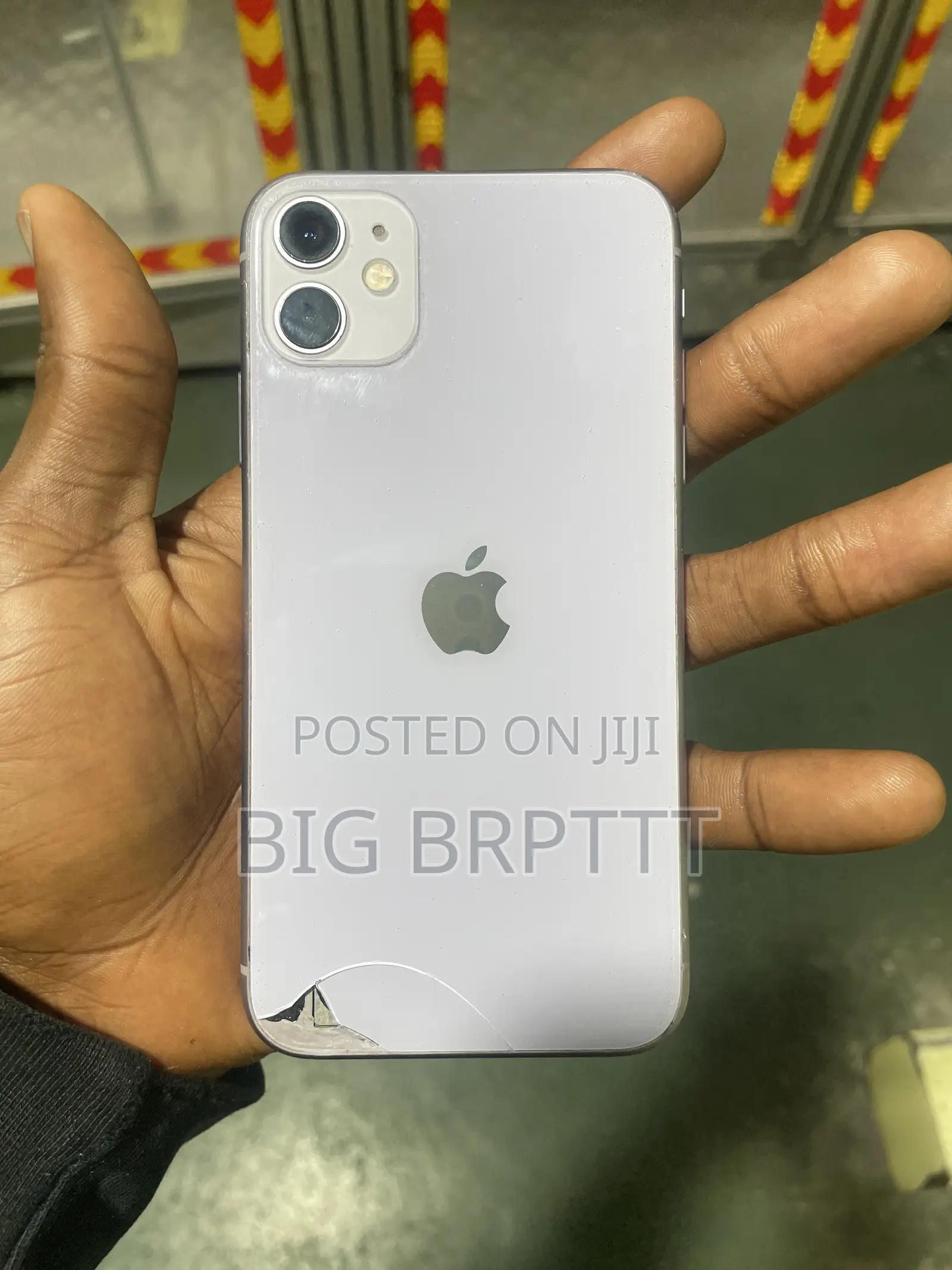 Apple iPhone 11 64 GB Purple