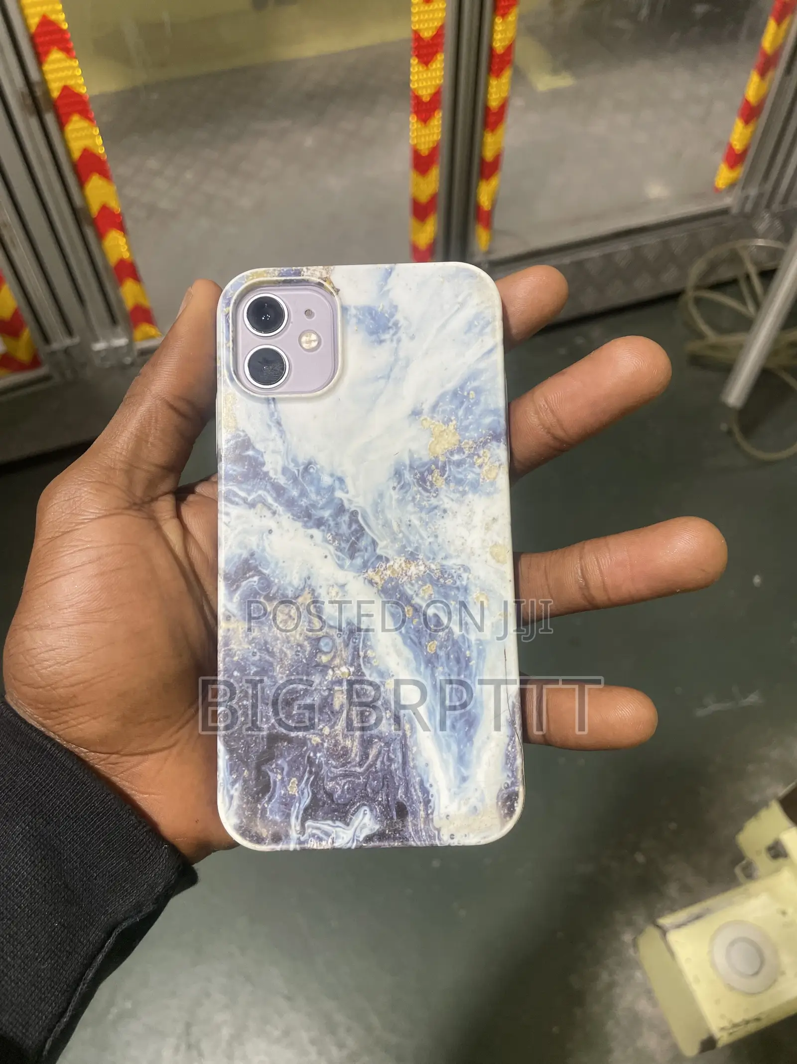 Apple iPhone 11 64 GB Purple