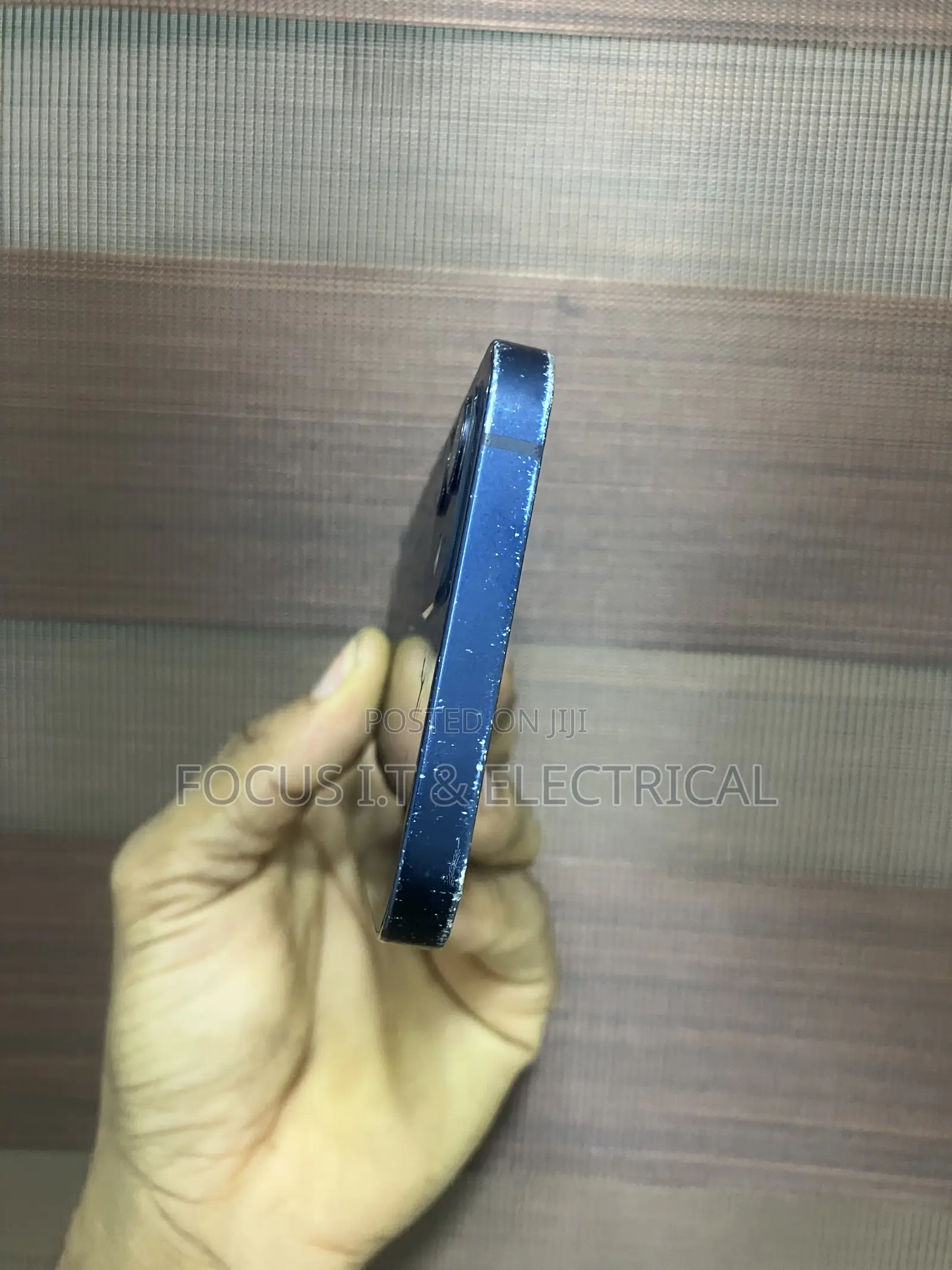 Apple iPhone 12 64 GB Black