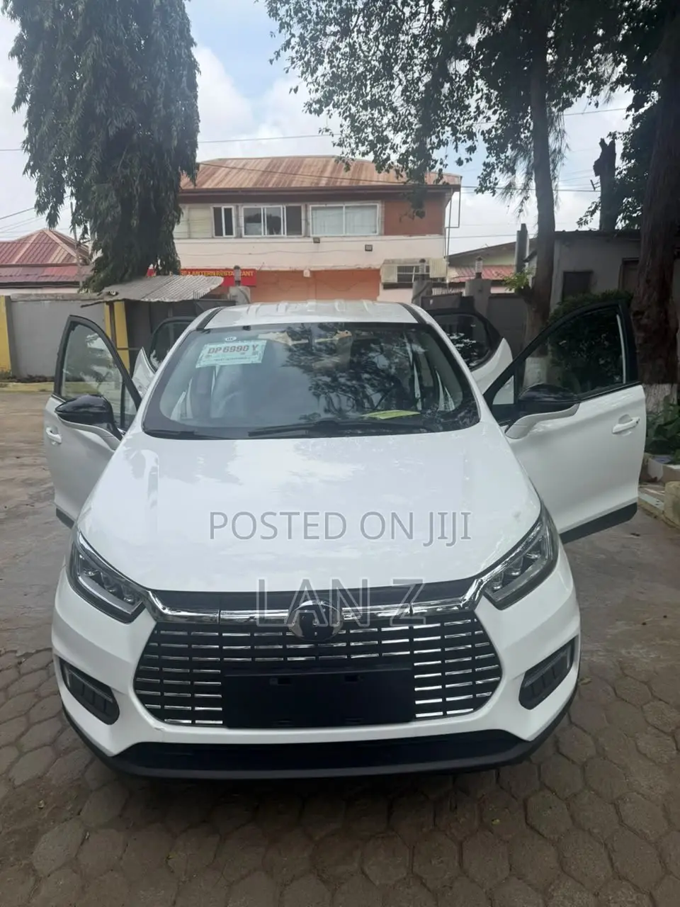 BYD Yuan Up 32 kWh FWD 2024 White
