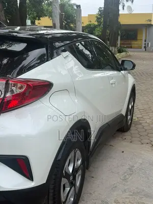Toyota C-HR 2021 White