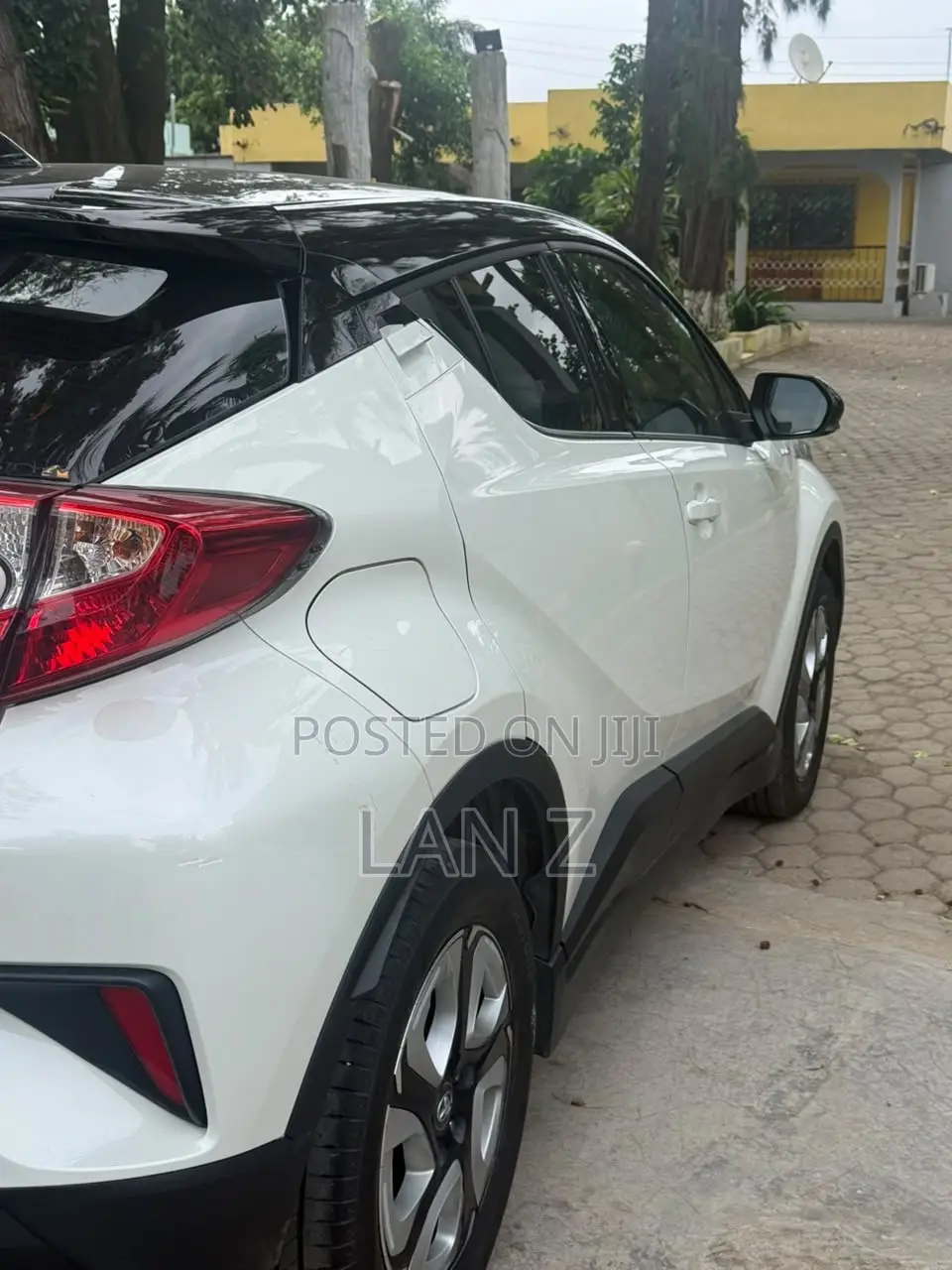 Toyota C-HR 2021 White