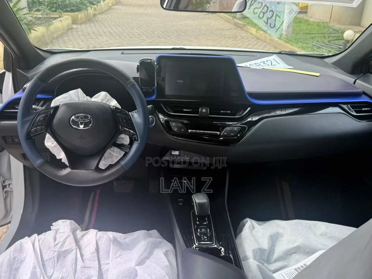 Toyota C-HR 2021 White