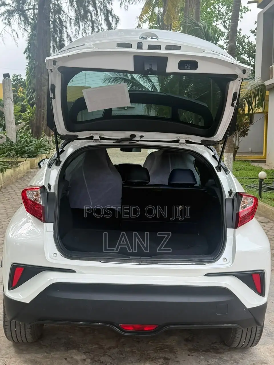 Toyota C-HR 2021 White