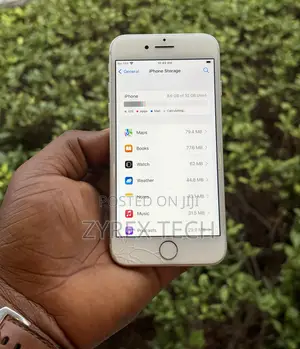 Apple iPhone 7 32 GB Gray