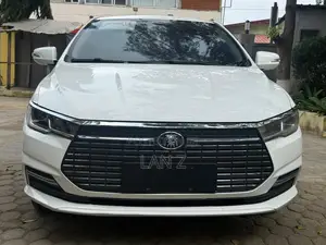 BYD Qin Plus DM-i 2022 White