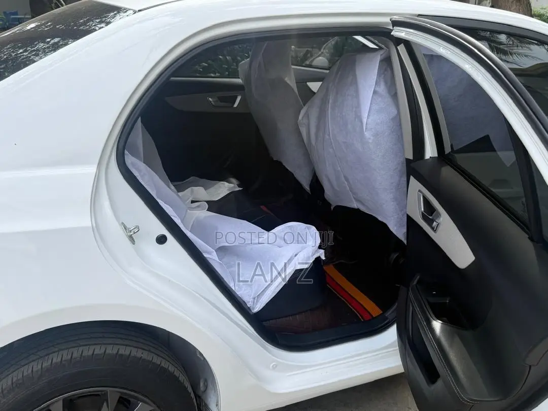 BYD Qin Plus DM-i 2022 White