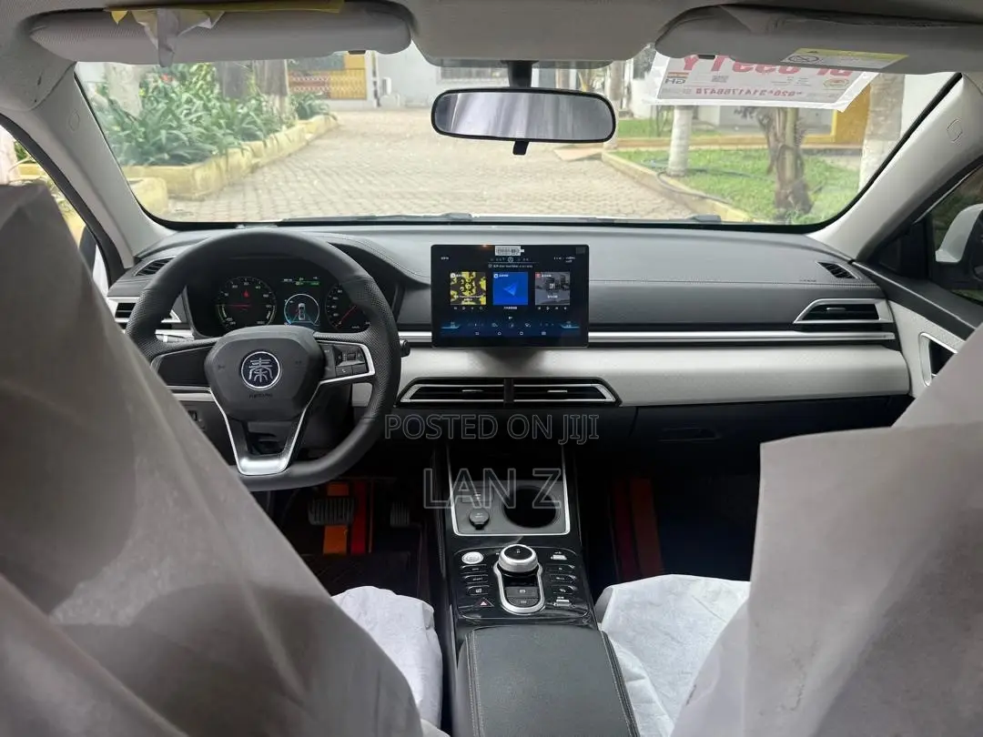 BYD Qin Plus DM-i 2022 White