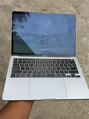Laptop Apple MacBook Pro 2020 32GB Intel Core i7 SSD 1T