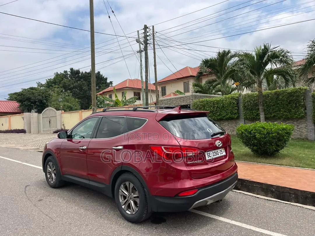Hyundai Santa Fe 2015 Red
