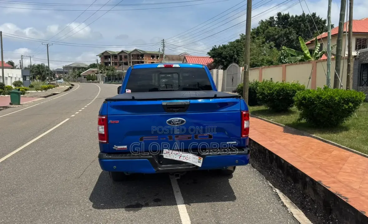 Ford F-150 2020 Blue