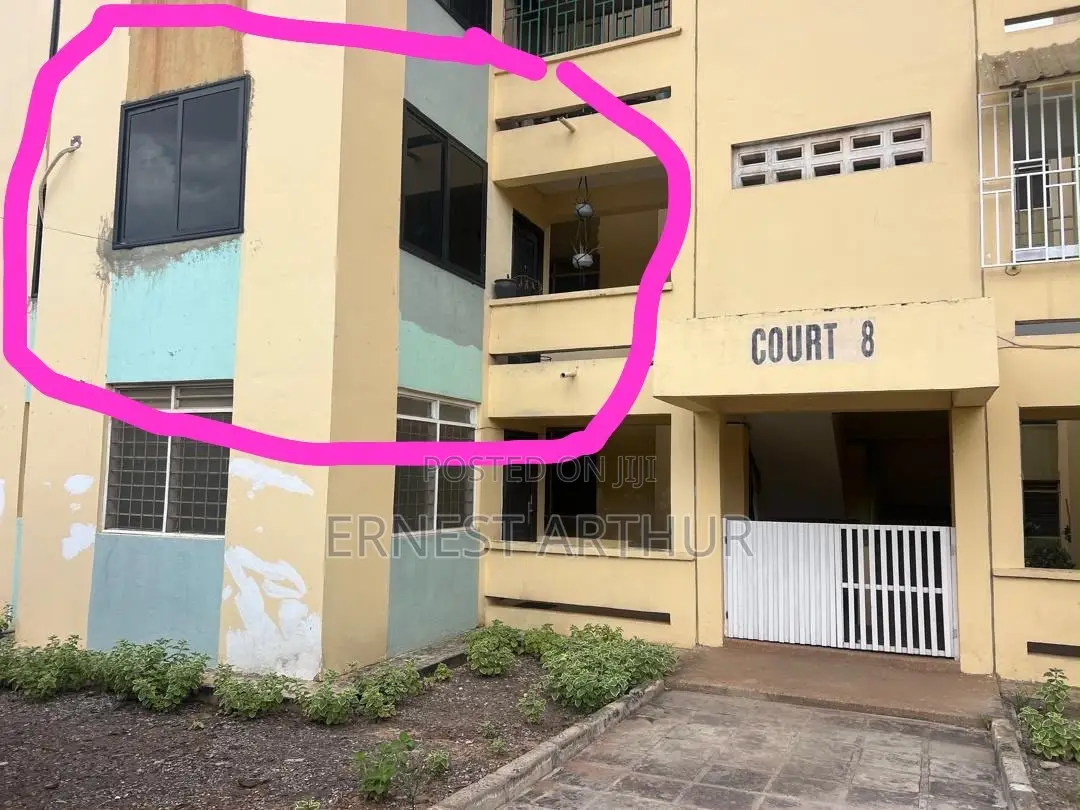 3bdrm Block of Flats in Ssnit Flats for sale