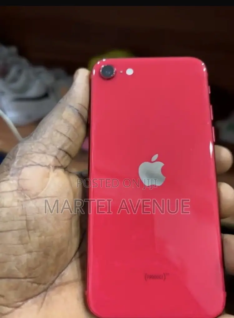 Apple iPhone SE (2020) 64 GB Red