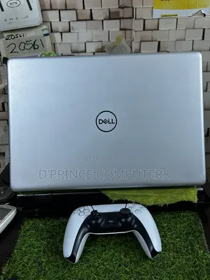 Laptop Dell Inspiron 15 5593 8GB Intel Core i7 HDD 1T