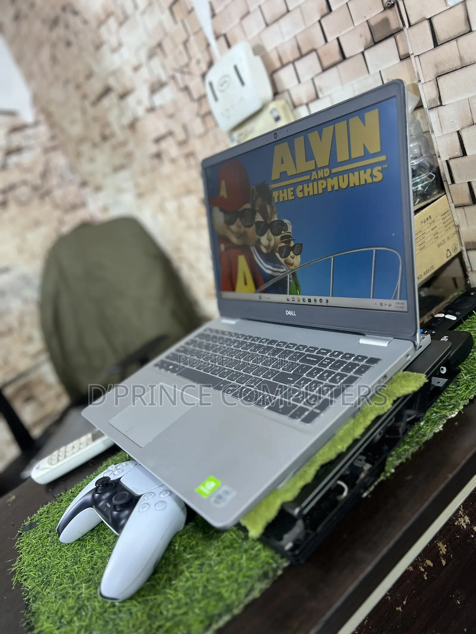 Laptop Dell Inspiron 15 5593 8GB Intel Core i7 HDD 1T