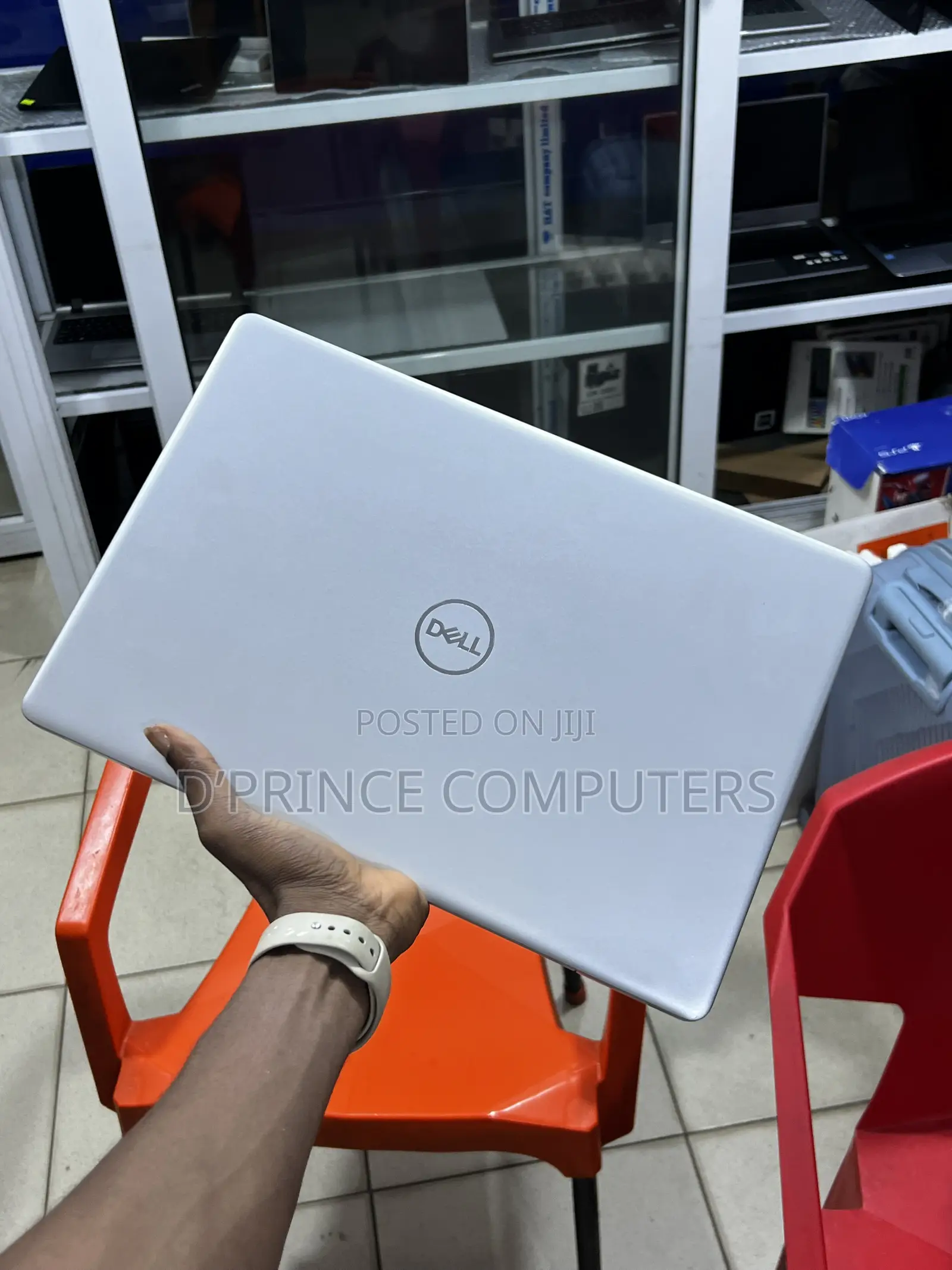 Laptop Dell Inspiron 15 5593 8GB Intel Core i7 HDD 1T