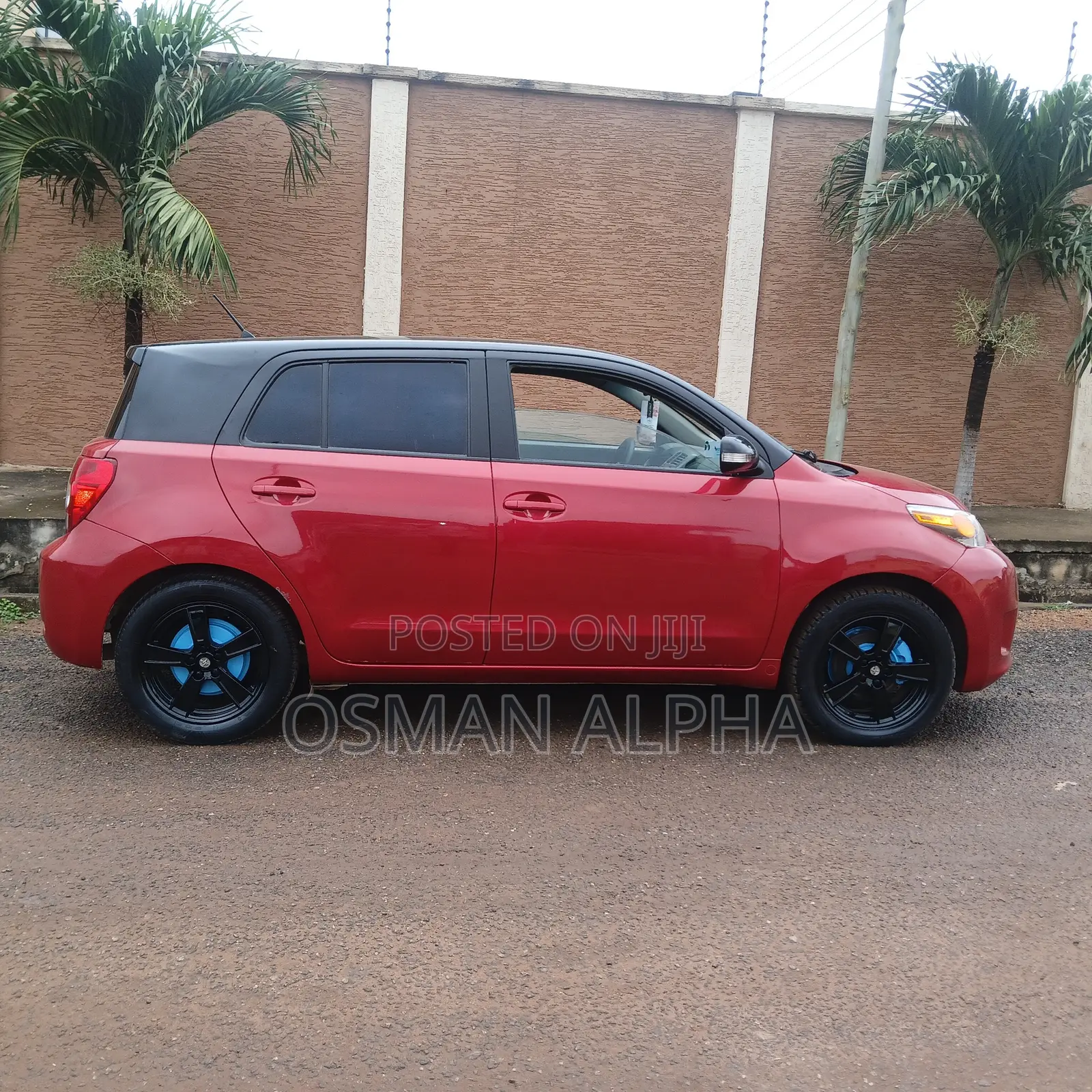 Scion xD 2013