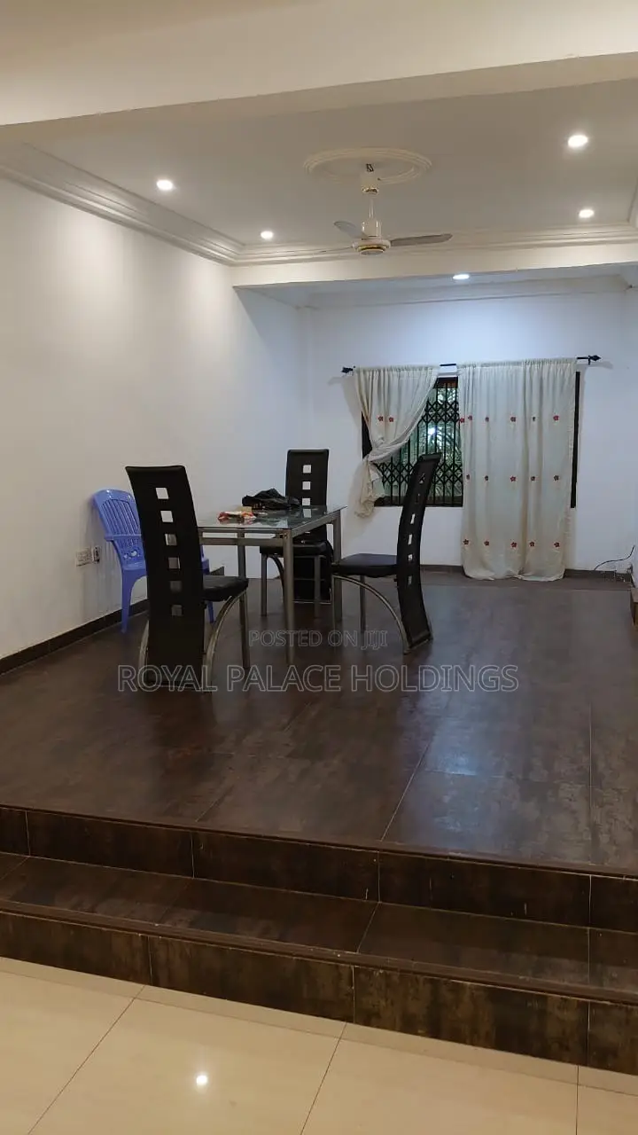 4bdrm House in Botwe, Otano for rent