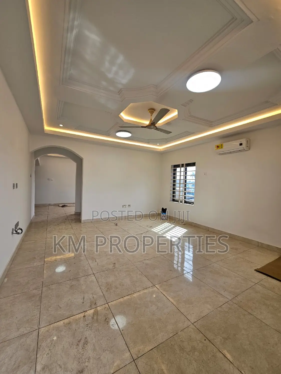 4bdrm House in Madina for sale
