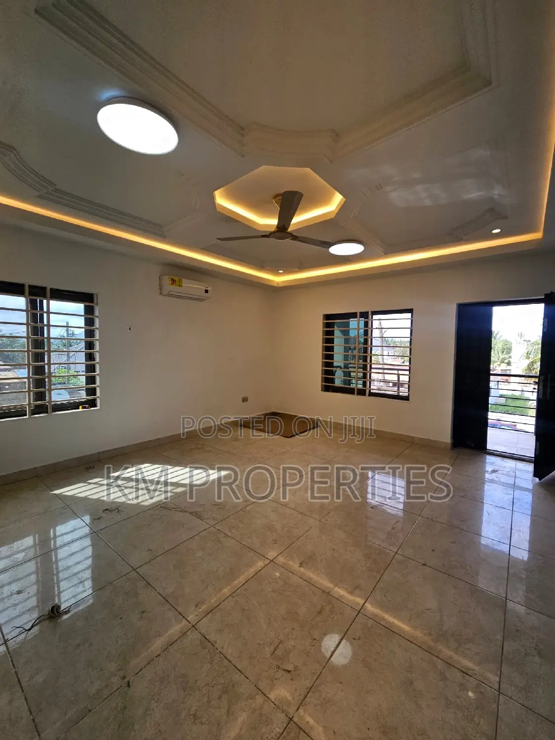 4bdrm House in Madina for sale