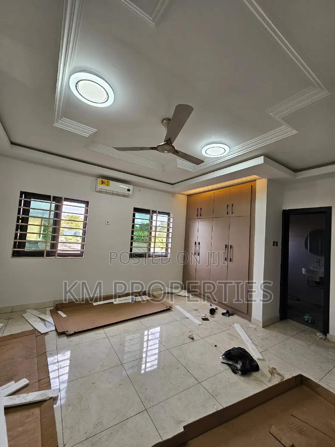 4bdrm House in Madina for sale